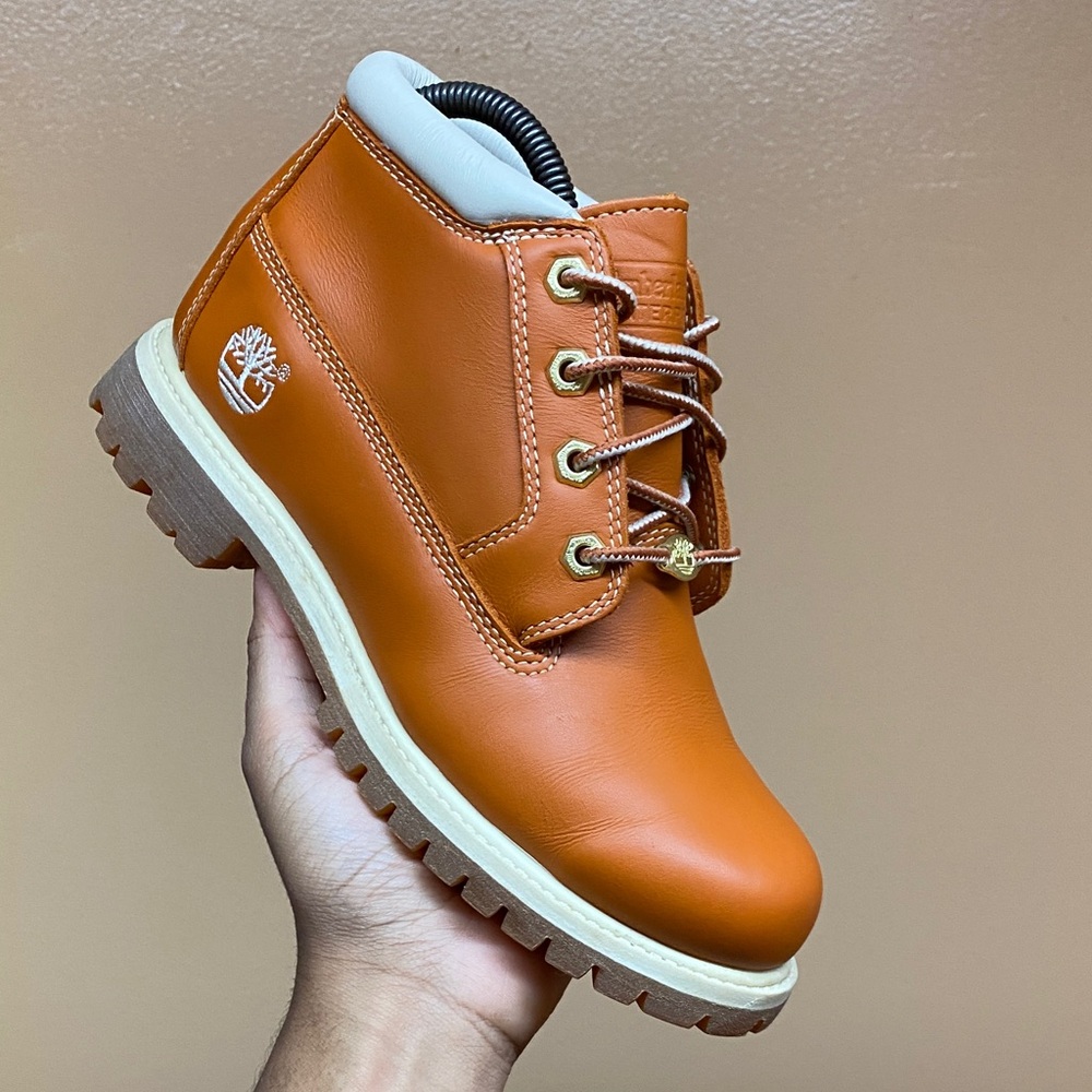 Timberland Women's Lace Up Boots - Orange and White